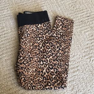 Victoria Secret cheetah print legging